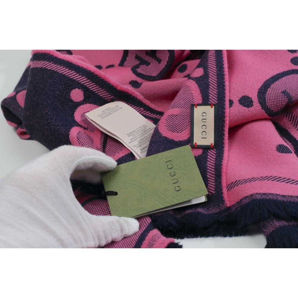 GUCCI Wool GG Monogram Scarf Salmon Pink Lady Nest Lux Designer Wrap Italy - Picture 16 of 16